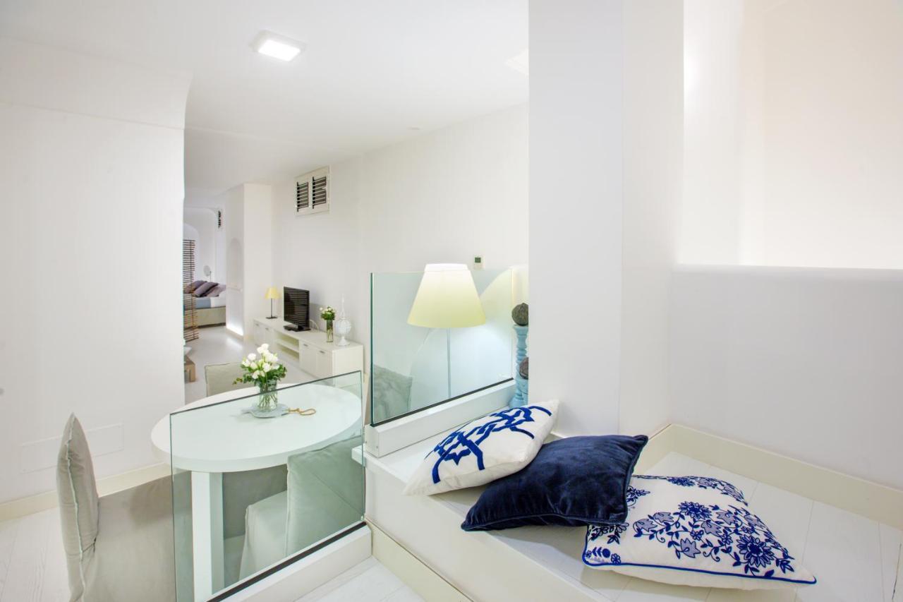 White Stylish Apartment 3 Vico Equense Zewnętrze zdjęcie